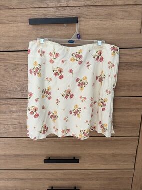 Princess Polly Floral Cream Mini Skirt with Pink & Yellow Bouquet Print